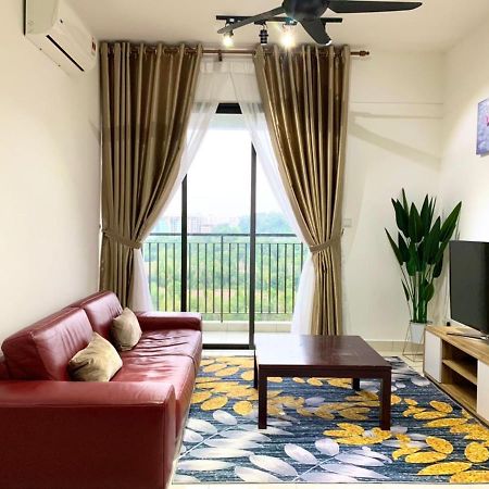 Mmg D'Tiara Homestay Kajang Exterior photo