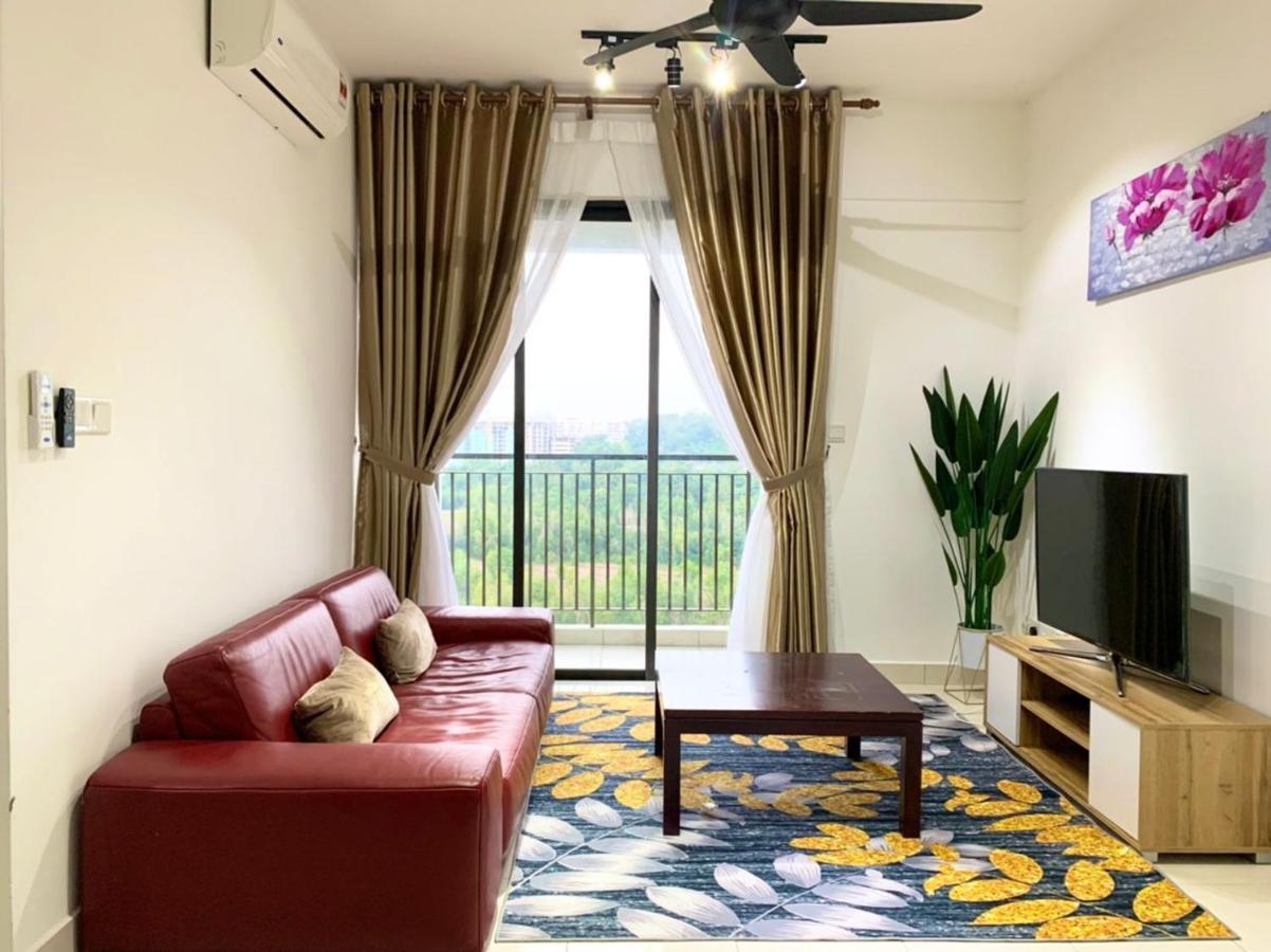 Mmg D'Tiara Homestay Kajang Exterior photo